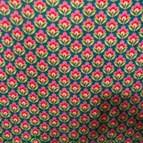 3 Vera Bradley Throws for the price of 1 - Picture 2 of 8